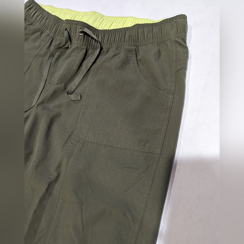 Tek Gear Elements Series Olive Green Activewear Capri Pant Size Large Like New - Picture 6 of 12
